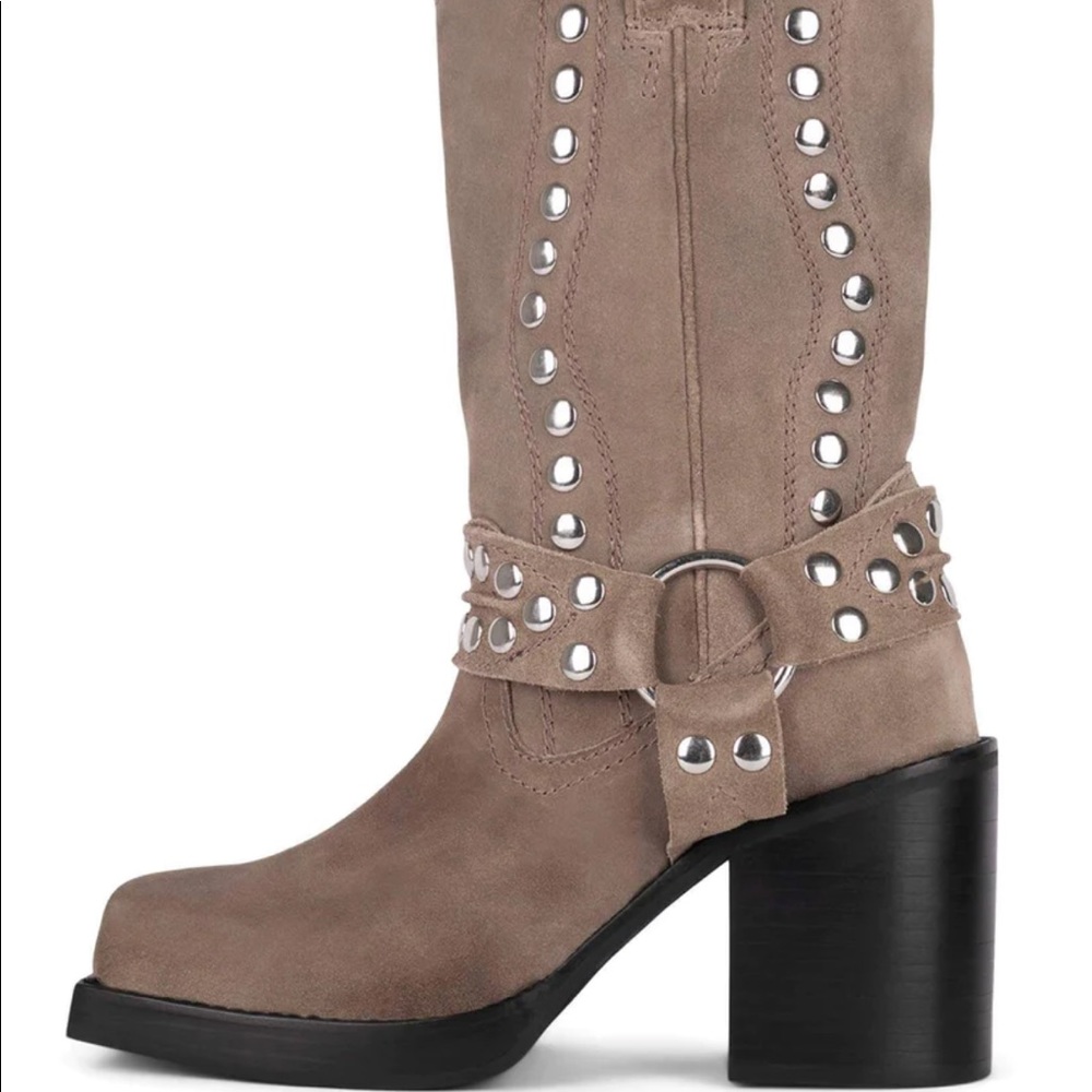 Jeffrey Campbell juvenile s boot taupe size 8